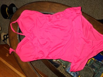 Lucky boop. Package came from this address in New Jersey and it's actually from China.you can't return or exchange Foto #1