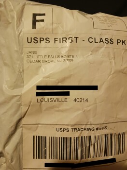 An unknown package Foto #1