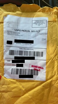 Package came open without merchandise foto #1