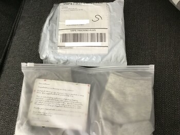 A pair of socks did not order from carson 照片 #1