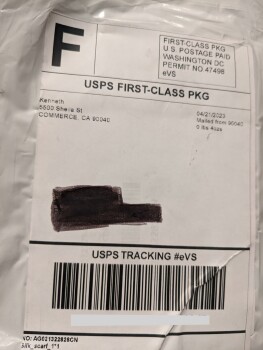 消费者安全报告 I ordered a chicken coop and received a scarf I didn't order. I ordered a chicken coop online from a... 照片 #2