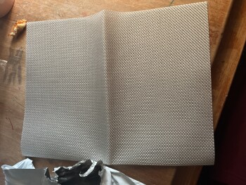 Informe de seguridad del consumidor Did not order I ordered camping chairs and have received a silk scarf and fiberglass repair thing.... foto #1