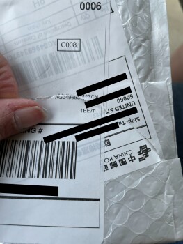 Relatório de segurança do consumidor Scam company “Factory Outlet Shop” I ordered outdoor chairs off of The Krazy Coupon Lady Facebook pa... foto #3