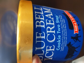 مراجعة المستهلك - سلامة الغذاء Blue Bell Ice Cream, Kroger, Texas 249, Houston, TX, USA Sunday night and last night Blue bell ice c... صورة فوتوغرافية #3