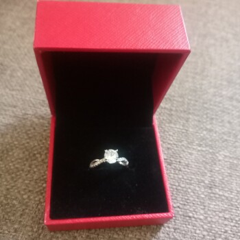 RH*Uxorical.com Scam from Facebook I ordered golf clubs that had conf photo #1