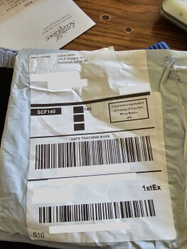 Verbrauchersicherheitsbericht Didn't not order socks I ordered a dresser not socks    Im in Bolivar, NY, USA  mislove Foto #1