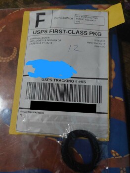 Shipping center 8500 logistics Airport drive Louisville, Kentucky 40219 Foto #1