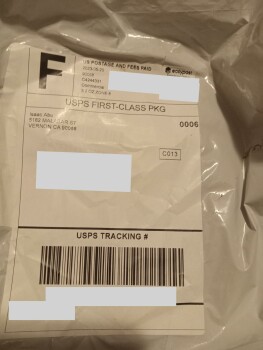 Verbrauchersicherheitsbericht I got a scarf I did not order from Isaac Abu I got a scarf from an Isaac Abu I didn't order. How he... Foto #5