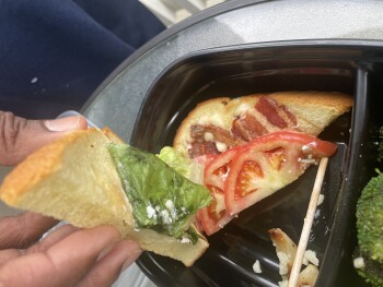 Avis du consommateur - Sécurité alimentaire Doc B's Restaurant, Keystone Crossing, Indianapolis, IN, USA Friday, 9-JUN-23 I ordered a BLT at 7:3... photo #2