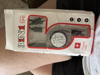 Informe de seguridad del consumidor 3iN 1 charging cable I did not order this charger it came from Aylen Amador 1228 Andover Park E Tukw... foto #1