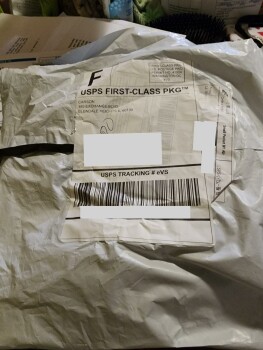 消费者安全报告 Received a package Got a package that I did not order. It b contained a shawl of some sort 照片 #2