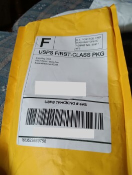 I received a ring in the mail that I didn't order foto #1