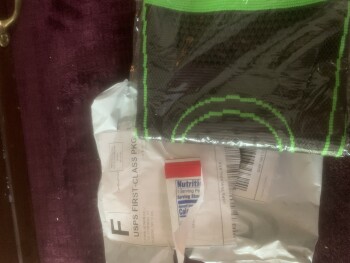 Unordered Package from Carrie Bonkiewicz صورة فوتوغرافية #1