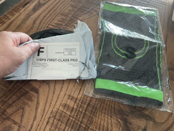 Relatório de segurança do consumidor i ordered 2 chairs and the company based in China sent a small knee brace I received a knee brace fr... foto #2