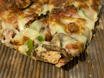 消费者评论 - 食品安全 The Steakout, Parsons Road Northwest, Edmonton, AB, Canada Suspected food poisoning symptoms: Bloody... 照片 #2