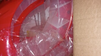 Relatório de segurança do consumidor Piece of broken bird feeder, missing parts. Charged my credit card Origin:  Jane  371 Little Falls R... foto #1