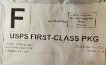 Consumer Safety Report SCAM - Carrie Bonkiewicz I had ordered 2 storage units for $54.99 from #Latoniaa, off of #Pinterest... photo #3