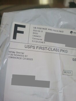 Consumer Safety Report Ashley Skinner sending unwanted product Received a scarf that I never ordered. I do not wear scarfs... photo #2