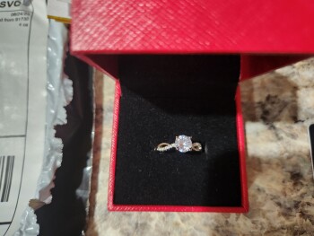Consumer Safety Report A ring from GRA Moissanite.  I did not order. I did not order this ring from GRA Moissanite.  It cam... photo #1