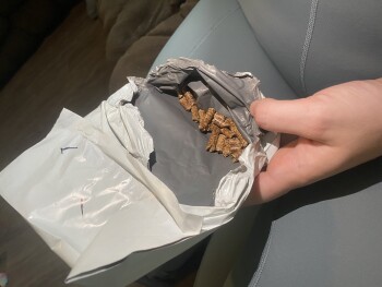 Suspicious package 照片 #1