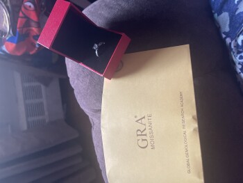 消费者安全报告 Fraudulent Clothing Website I ordered some clothes in June for myself and my daughter from a site ca... 照片 #1