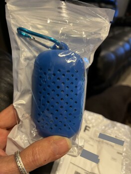 Consumer Safety Report scam received a cooling towel from Stephanie Johnson I ordered some shorts on Facebook and received... photo #2