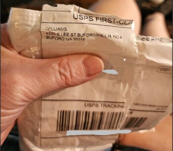 消费者安全报告 Received ring I did not order I received a diamond ring. Real or not. That I did not order. Box says... 照片 #3