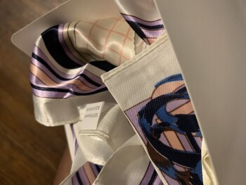 I got a package I did not order Foto #1