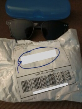 消费者安全报告 I did not order sunglasses which arrived today They are from Carrie Bonkiewicz, Parsons Blvd, Queens... 照片 #2