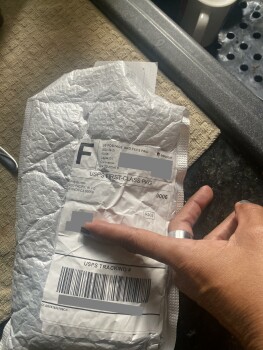 I got this cheap item I never ordered foto #1