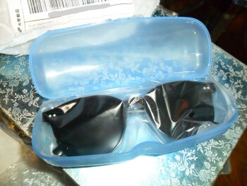 消费者安全报告 Online Scam I ordered a portable Ice Maker I believe it was 29,95. and got a pair of sun glasses. Wh... 照片 #4
