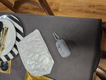 Received pkg. I didn't order . Rec'd in the mail from : Charles Bengry 照片 #1