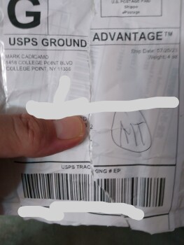 تقرير سلامة المستهلك Unordered package Received a package containing a key chain...did not order and I'm concerned how th... صورة فوتوغرافية #1