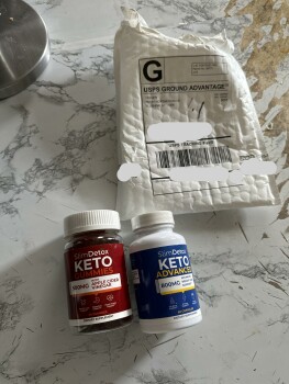 Unordered Package صورة فوتوغرافية #1