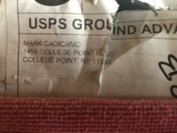 消费者安全报告 A package that I received from Mark Cadicamo that I have not ordered. I received a package from Mark... 照片 #1