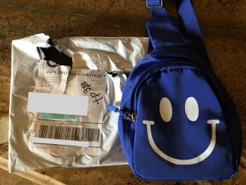 消费者安全报告 A package that I received from Mark Cadicamo that I have not ordered. I received a package from Mark... 照片 #4