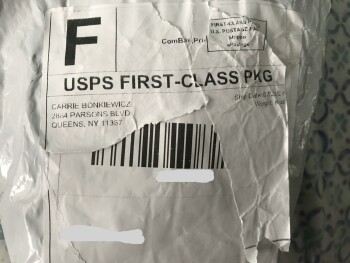 Informe de seguridad del consumidor Scam Package from Carrie Bonkiewicz I ordered an oil perfume from Walmart and the package came from... foto #2