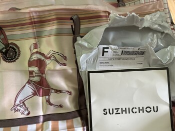 A package I did not order 照片 #1