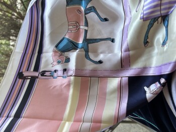 Unordered Package صورة فوتوغرافية #1