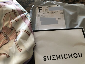 A scarf I did not order - Suzhichou 照片 #1