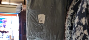 Rapport de sécurité du consommateur I am reporting Unordered package I recieved purse I did not order from Mark cadicamo from above addr... photo #1