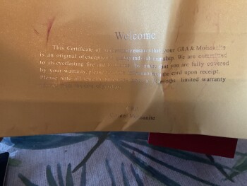 Verbrauchersicherheitsbericht Fraud Received a package I did not order usps ground tracking number 930012406422559604**** a cheap... Foto #3