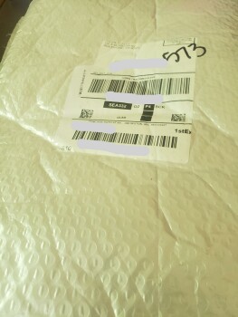 Relatório de segurança do consumidor I received pkg I did not order. I received a long blue dress I did not order. foto #2