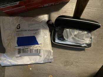 Unordered sunglasses from scam photo #1