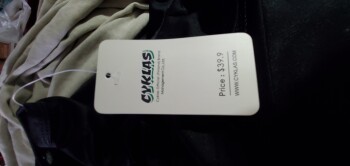 Informe de seguridad del consumidor Received a package I did not order I received a t shirt from 
Curtis Drummer Sr. 
7475 Flores St... foto #1