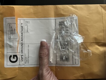 Ordered from Bloomchicks but received pkg from BESTDEAL LLC photo #1