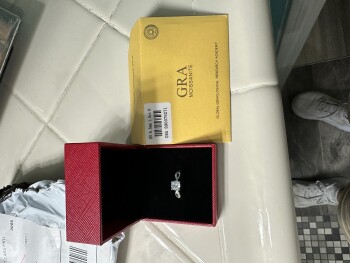 fraud/ScamGra Moissanite Ring photo #1