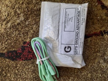 Just wanted to report receiving an unordered package. 照片 #1