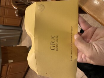 Rapport de sécurité du consommateur Eeceived a Moissanite ring that I did not order from Best Deal LLC It’s simple. I received a package... photo #3