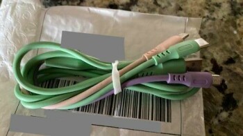 消费者安全报告 Unordered Phone Cord I received a package with a phone cord in it. I did not order this. Why did I r... 照片 #3